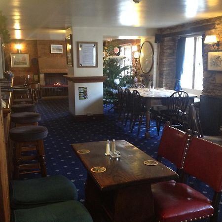 Hotel The Jolly Huntsman Chippenham  Exteriér fotografie