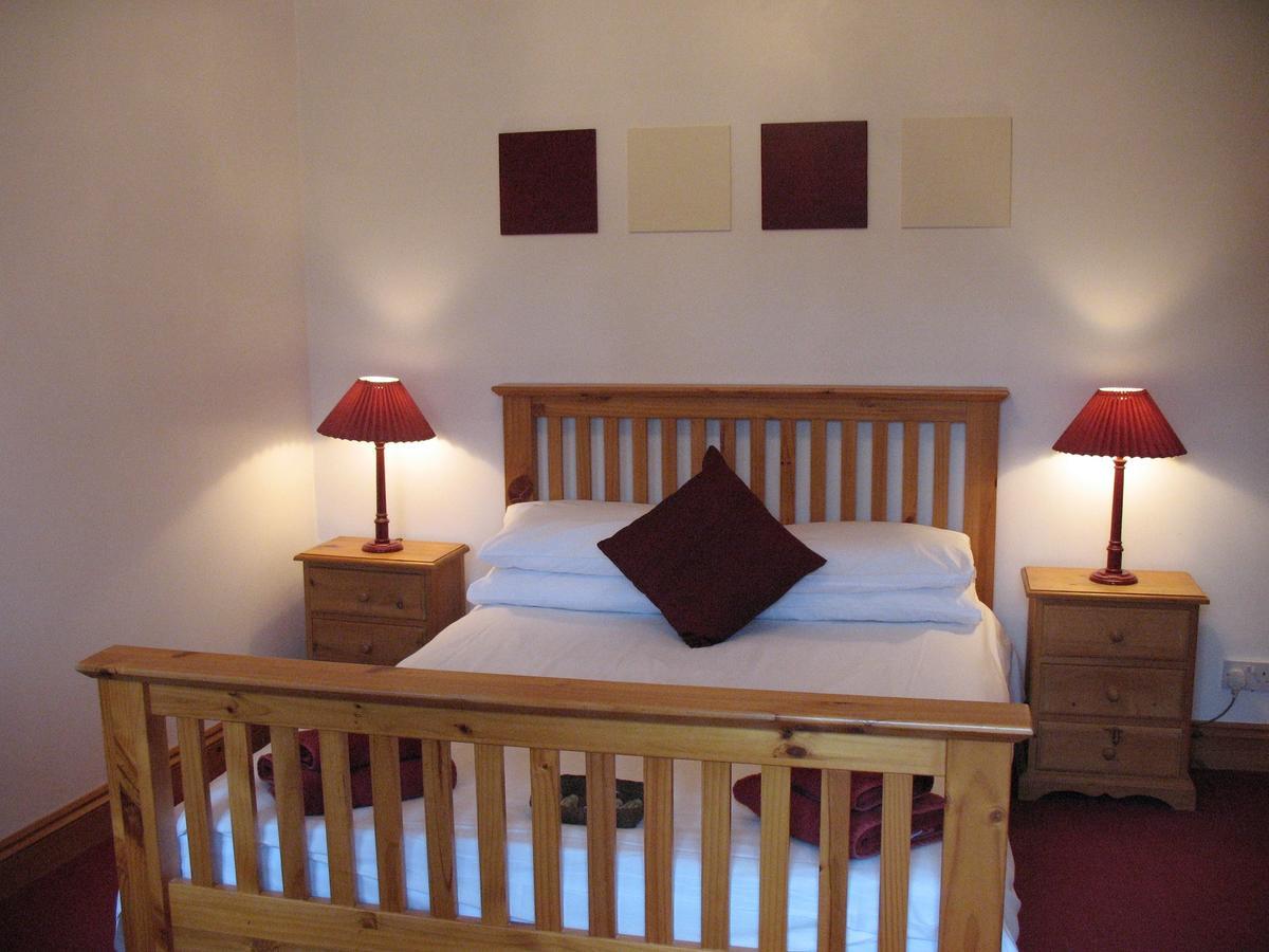 Hotel The Jolly Huntsman Chippenham  Exteriér fotografie